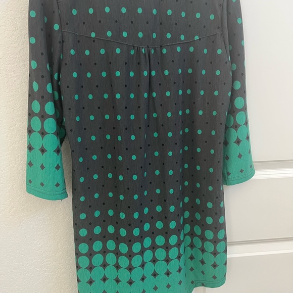 NWT - Small charcoal and green tunic - Picture 3 of 5